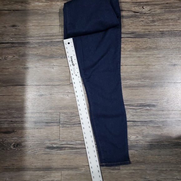 Nydj skinny lift tuck slim jeans - Picture 12 of 16